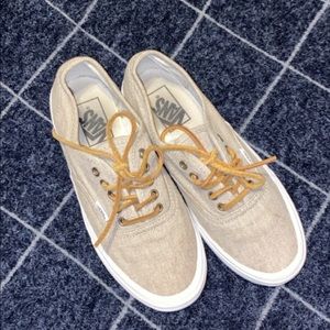 Women’s size 7 vans